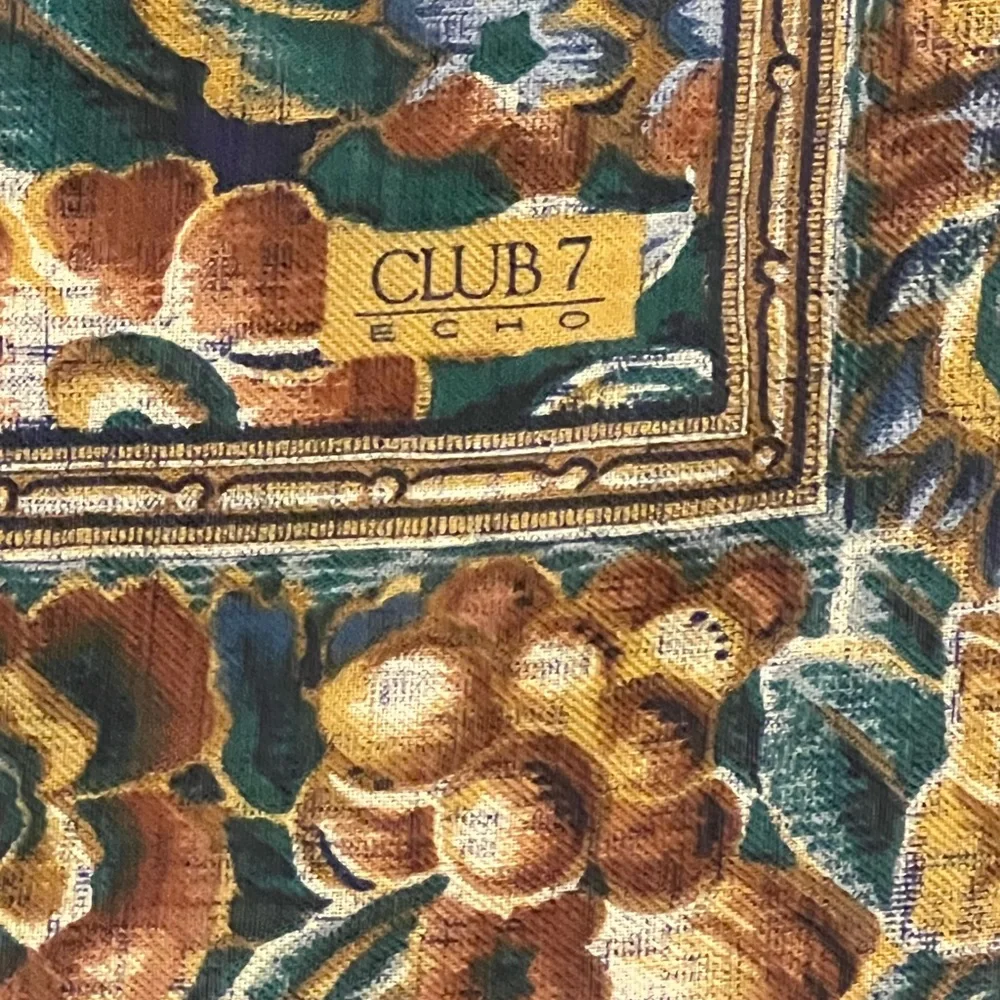 Vintage Echo Club7 100% Wool Floral Scarf 34” Square Made in Japan